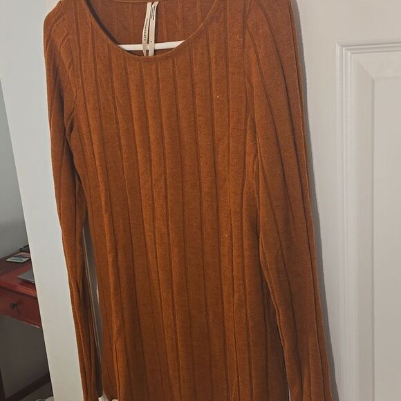Anthropologie Burnt Orange Knit Top - Picture 3 of 5